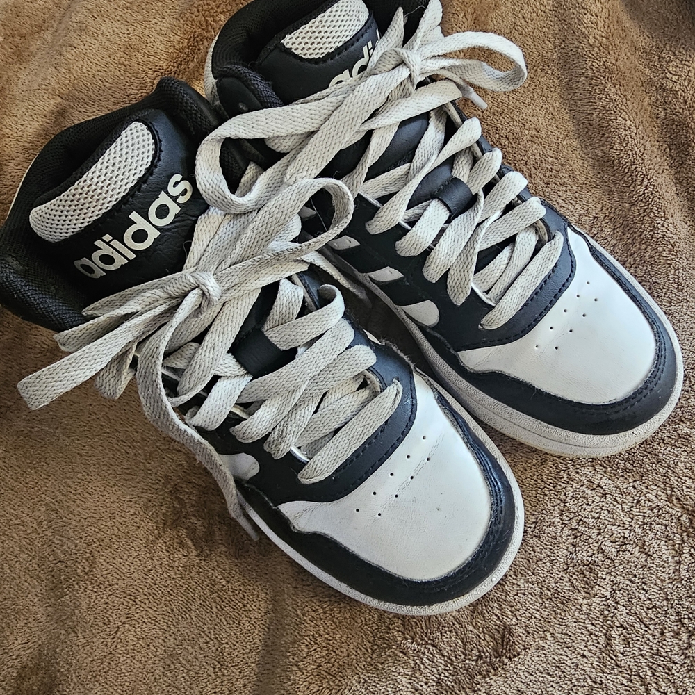 ADIDAS HOOPS 3.0  Kids Sneakers Black and White